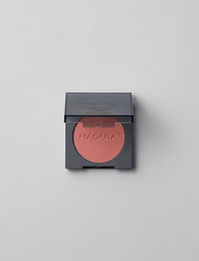 Magnetic Blush in Cold Cheeks MADARA