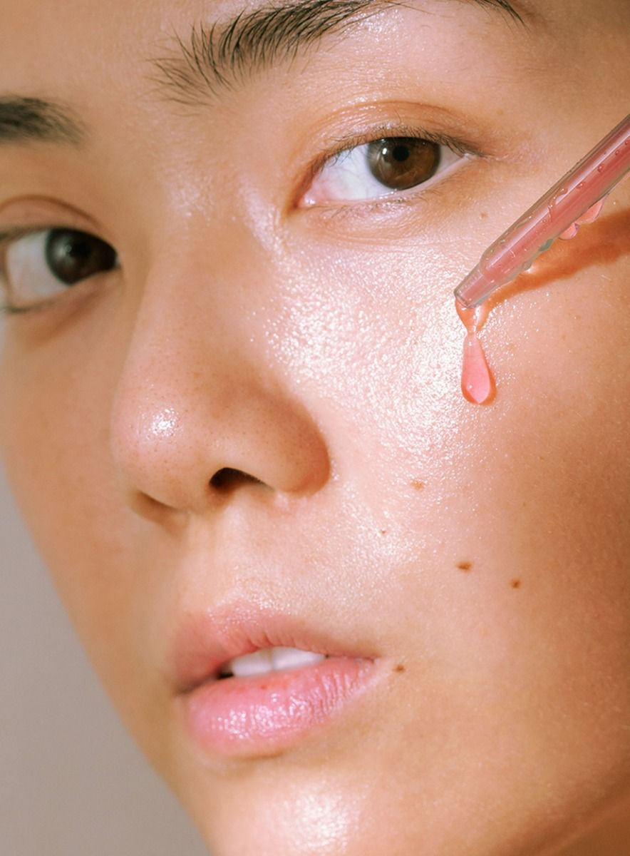 Hyaluron Intense Peel Serum MADARA