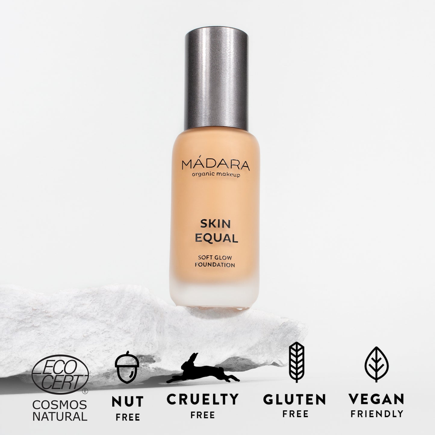 Skin Equal Soft Glow Foundation SPF15 MADARA
