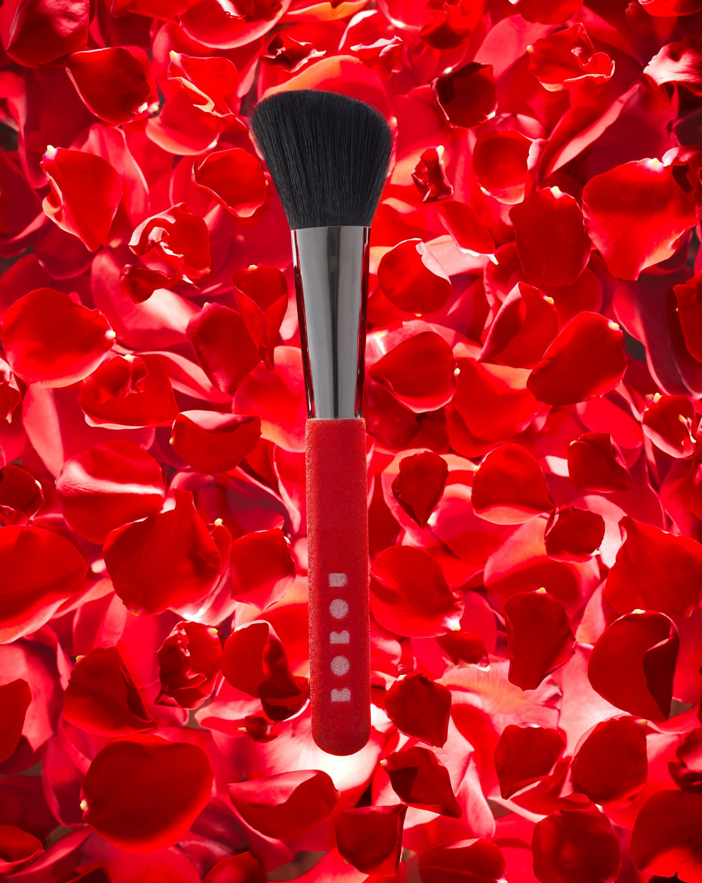 BLUSH BRUSH | VELLUTO™ LUXURY  HIGH DEFINITION POWDER BLUSH