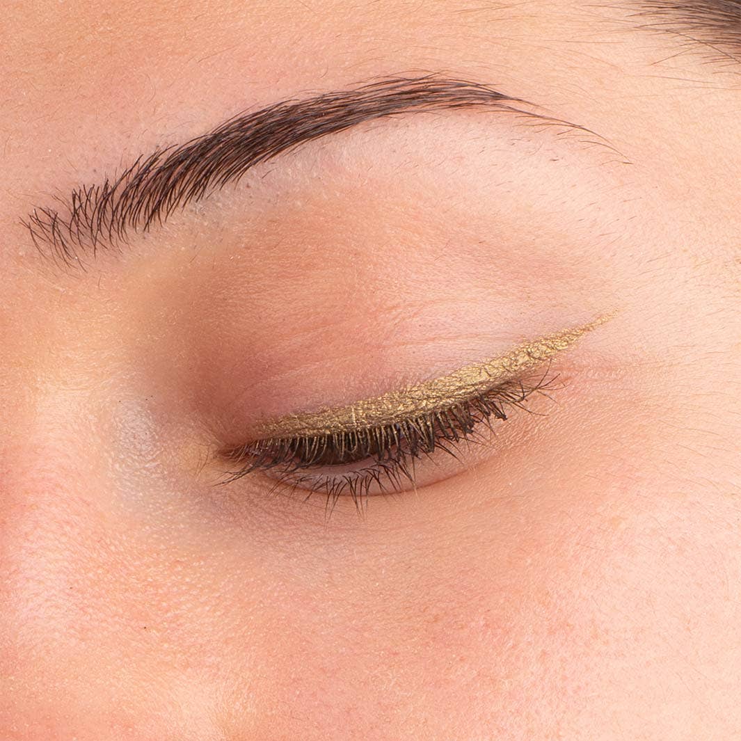 La Crique - Liquid Eyeshadow & Highlighter - Summer Pistachio