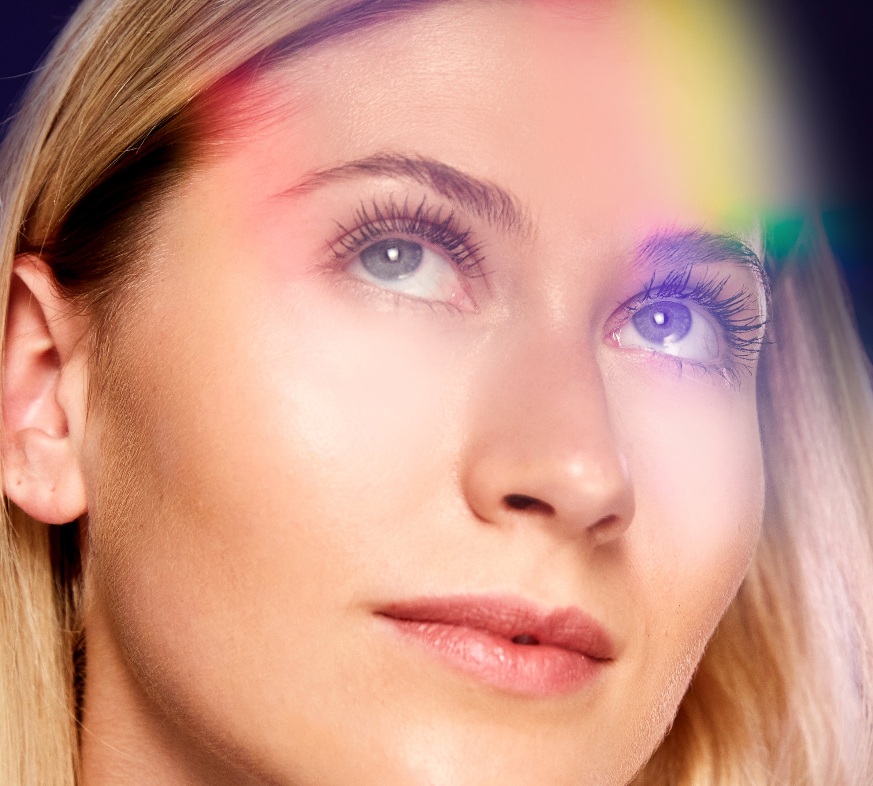 ATHR_Beauty-The_Comeback_Mascara-2-Model_Shot.jpg