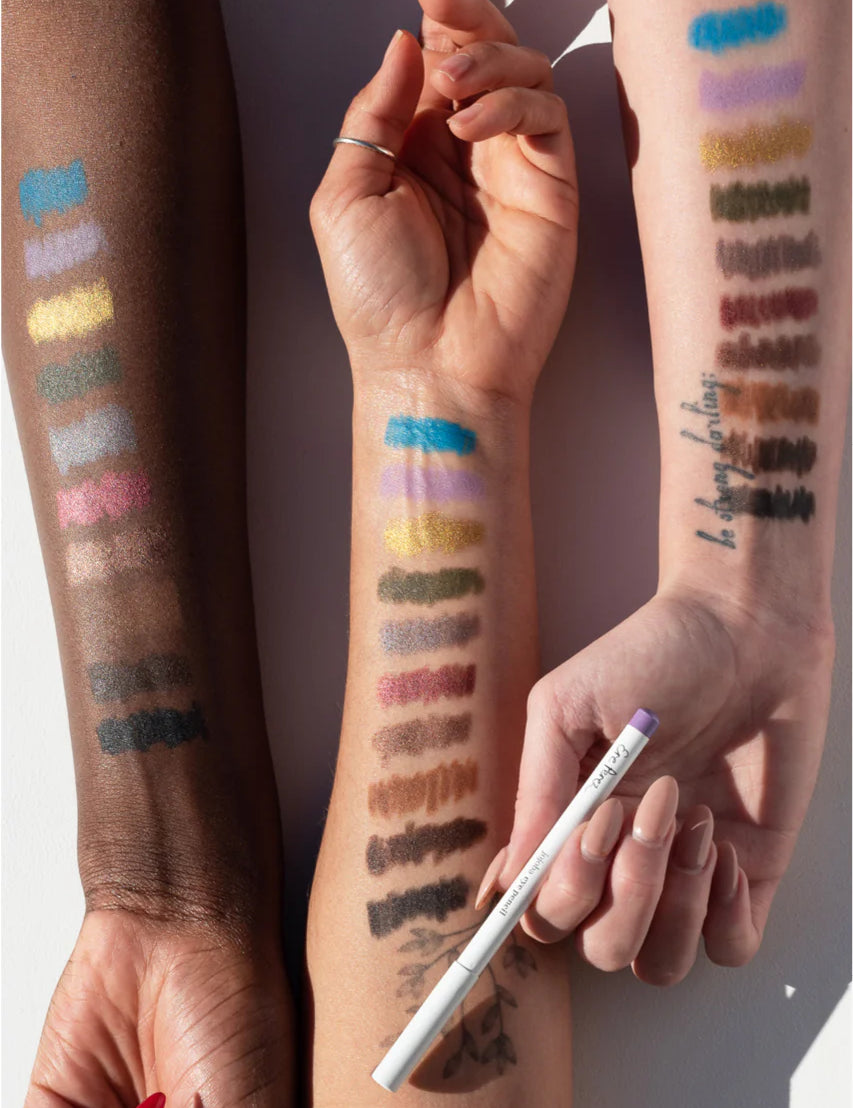 ErePerez-JojobaEyePencil-640x960-All17_2048x2048_e2fbb8ed-8fe3-4563-8615-7bbc10b50dfa.webp