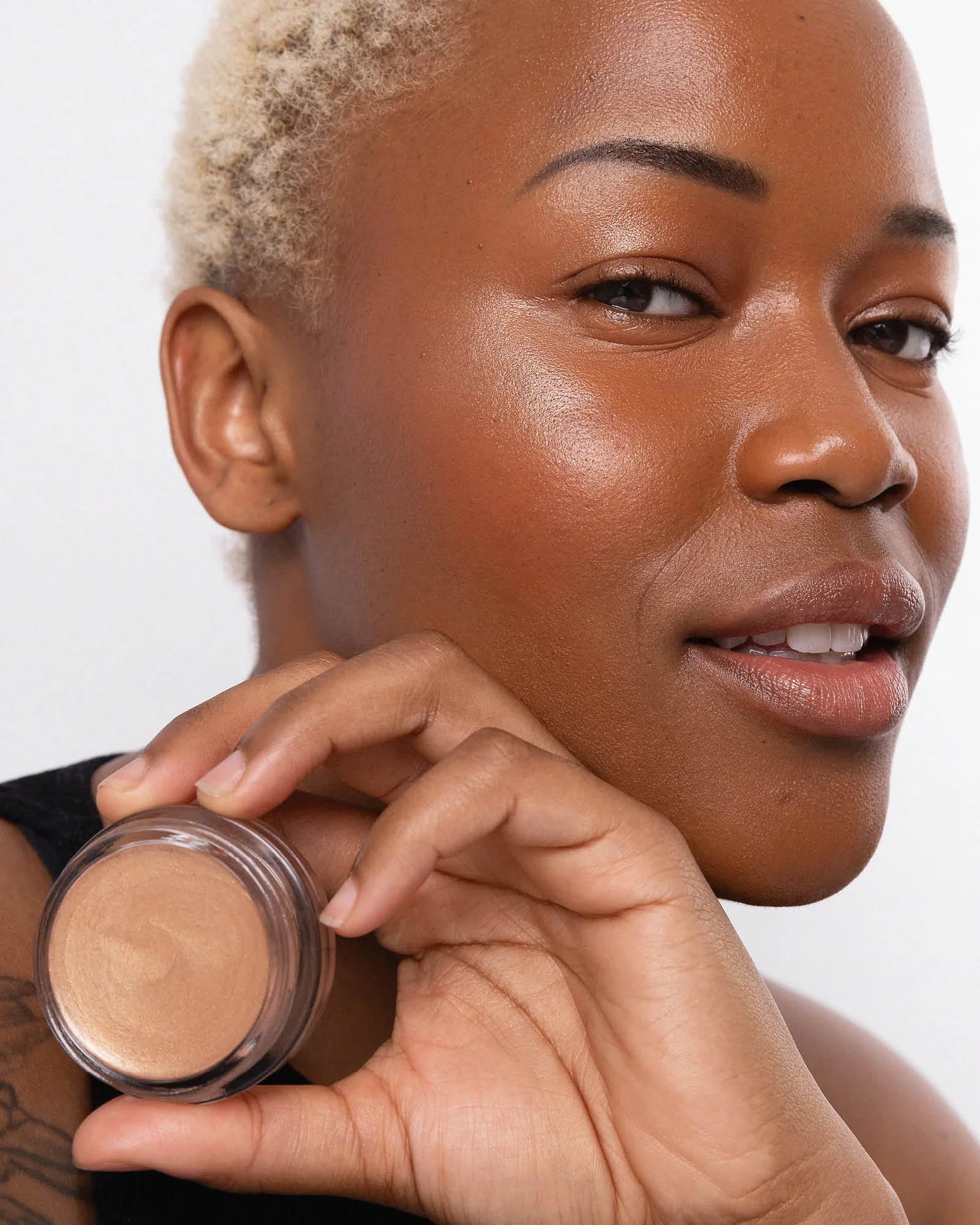 Ere Pérez Vanilla Highlighter Radiant Balm