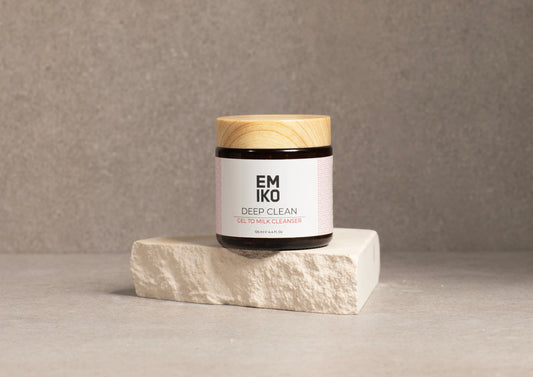 Deep Clean Gel to Milk Cleanser EMIKO