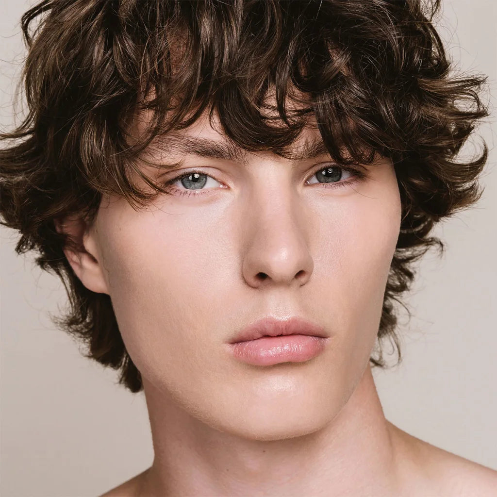 Skin Equal Soft Glow Foundation SPF15 MADARA
