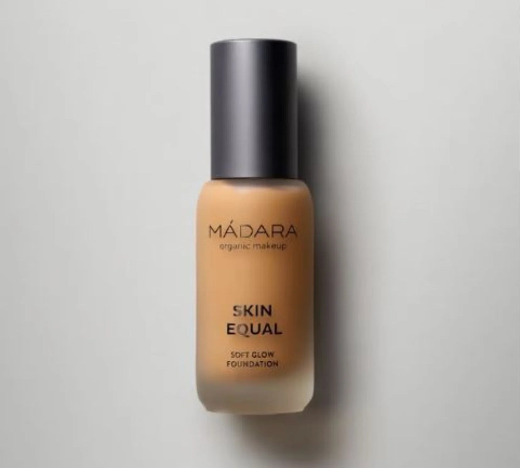 SKIN-EQUAL-FOUNDATION-OLIVE_png.webp