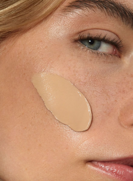 Madara Skinonym Semi Matte Peptide Foundation