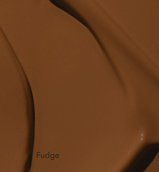 Skinonym Semi Matte Peptide Foundation MADARA
