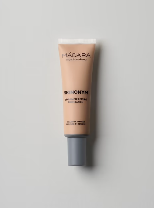 Skinonym Semi Matte Peptide Foundation MADARA