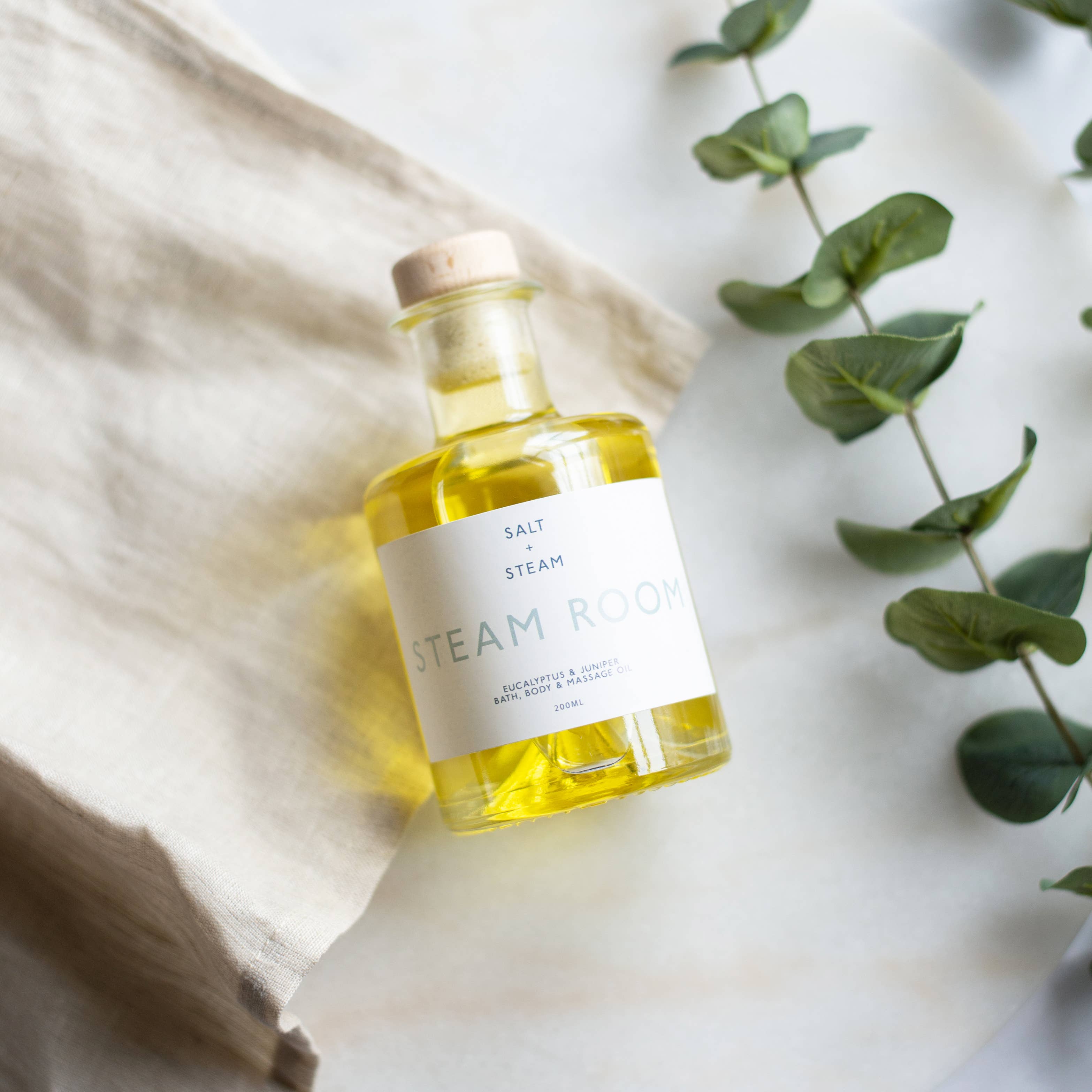 Steam Room - Eucalyptus Bath & Body Oil 100ml & 200ml: 100ml