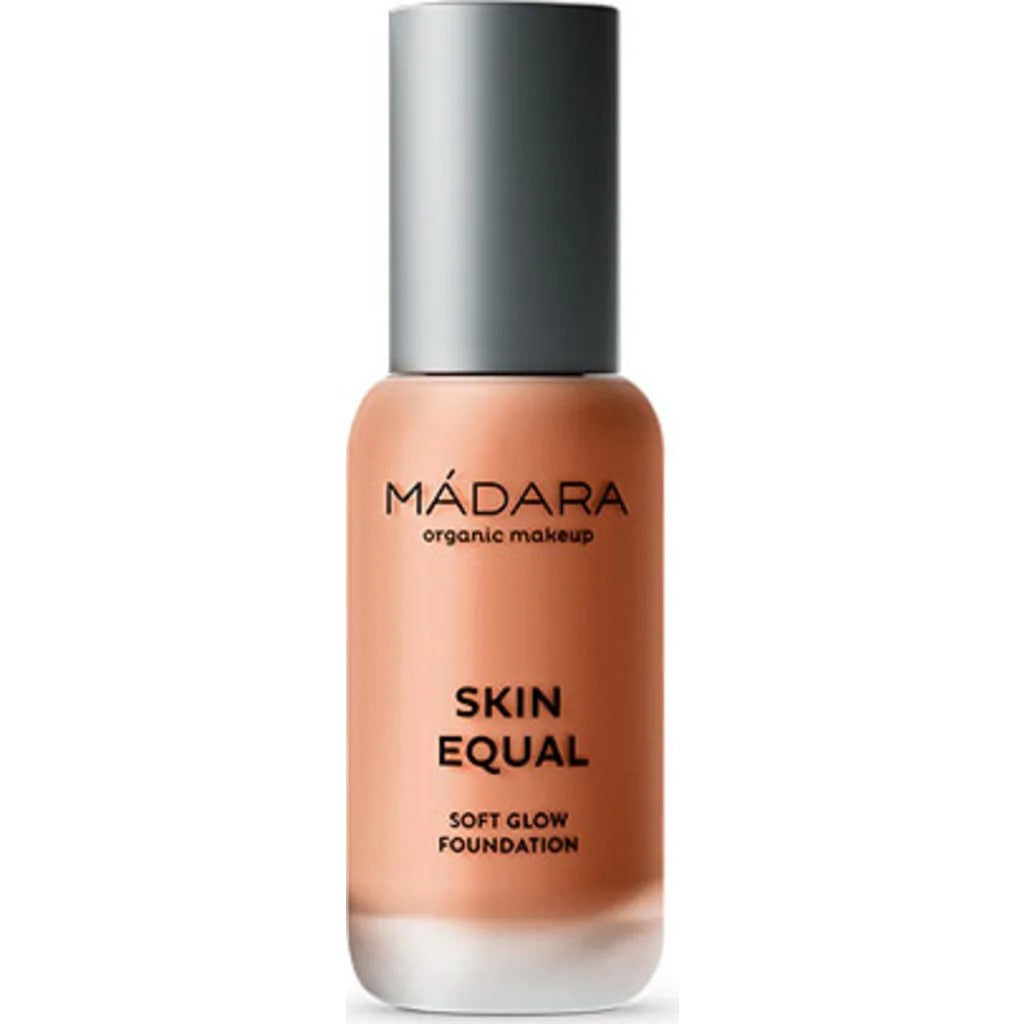 Skin Equal Soft Glow Foundation SPF15 MADARA