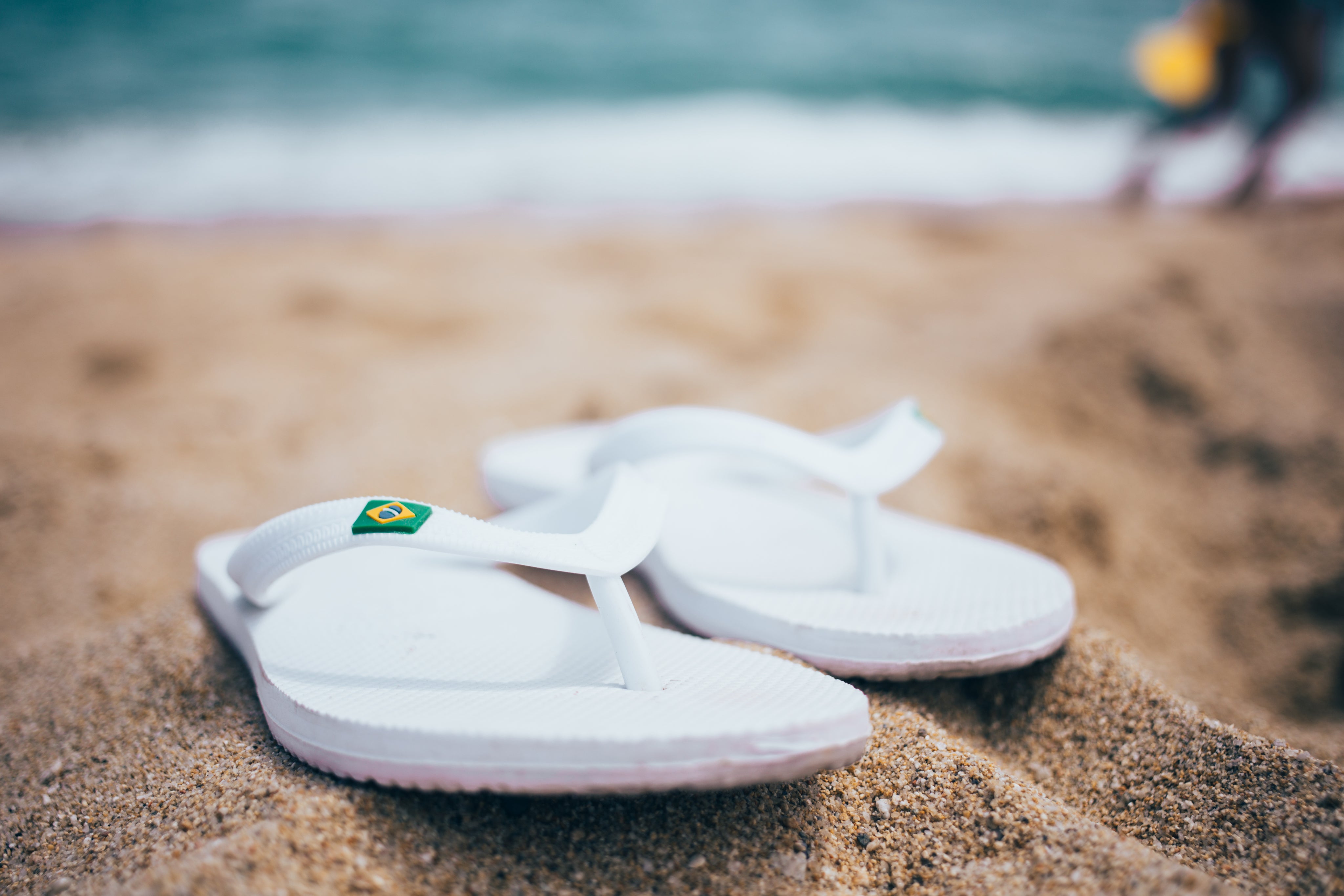 sandals-in-sand.jpg